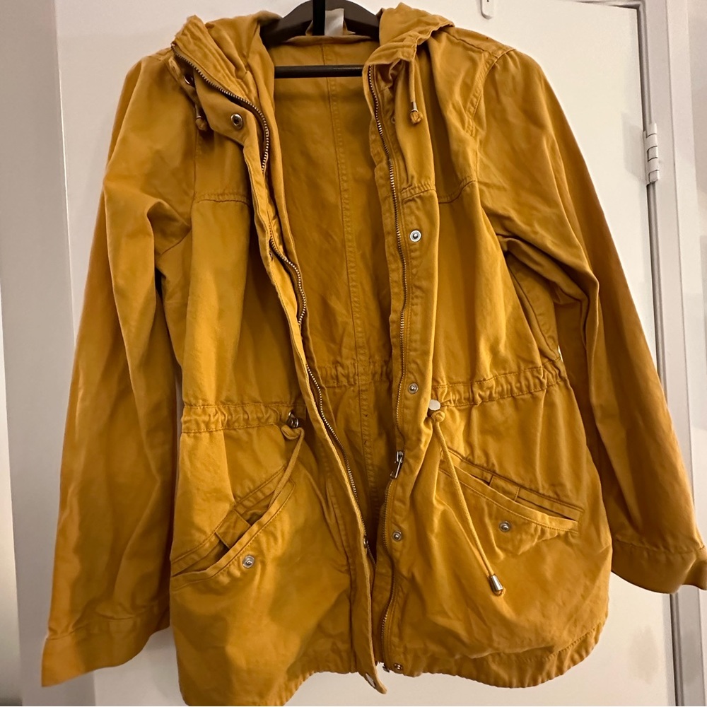 H&M Mustard Yellow Light Jacket